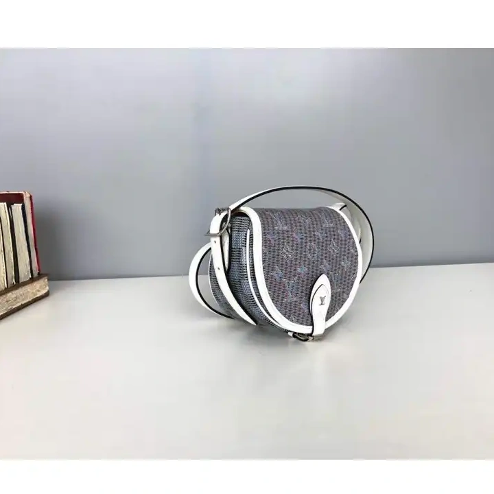 Bags LV 19B570277 1014